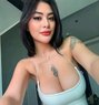 Amy - escort in Osaka Photo 5 of 6