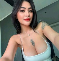 Amy - escort in Osaka Photo 5 of 6