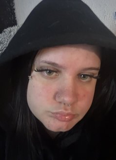 Nicole - escort in Amman Photo 1 of 2