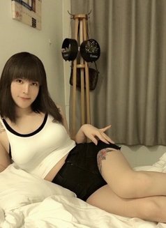 Nicole - Transsexual escort in Shenzhen Photo 3 of 7