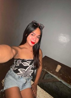 Nicole - escort in Manila Photo 1 of 6
