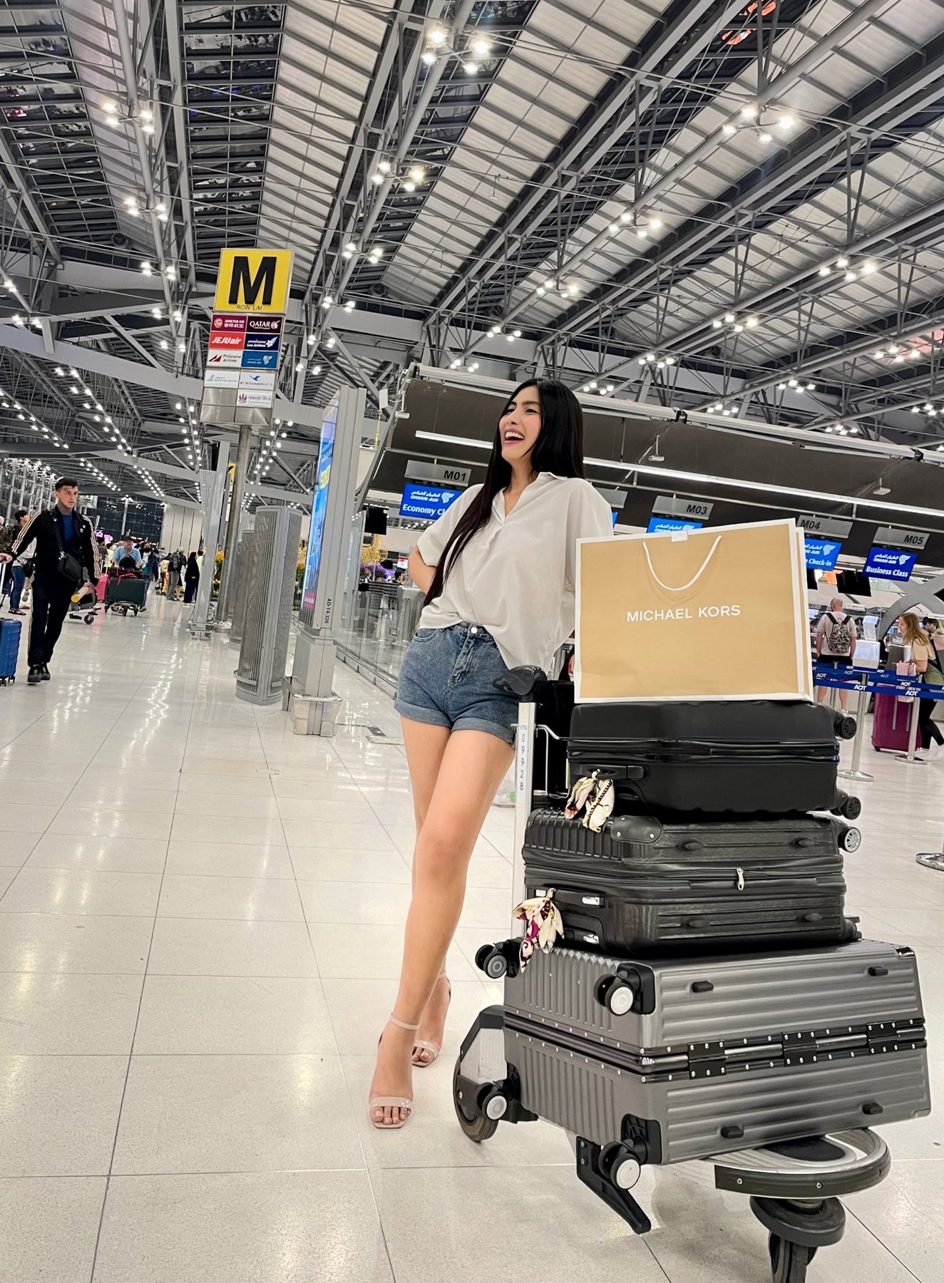 Nicole Filipino Escort In Manila 5