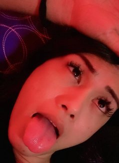 Nicole - Transsexual escort in Manila Photo 9 of 13
