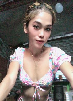 Nicole - Transsexual escort in Manila Photo 1 of 6
