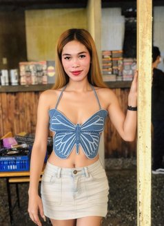 Nicole - Transsexual escort in Manila Photo 2 of 6