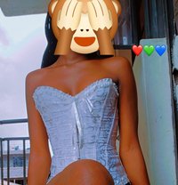 Nicole - masseuse in Nairobi