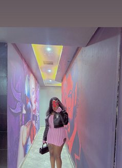 Shezinah - puta in Nairobi Photo 5 of 10