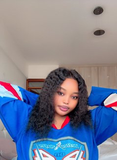 Shezinah - puta in Nairobi Photo 10 of 10