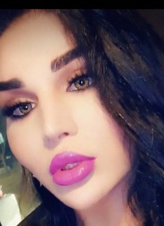 Nicole - Transsexual escort in Beirut Photo 18 of 30