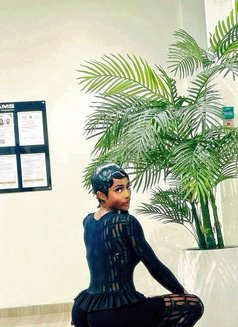 Nicole - escort in Dubai Photo 9 of 10