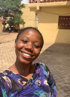 Nicole - escort in Cairo Photo 3 of 5