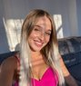 Nicole - escort in Dubai Photo 1 of 6
