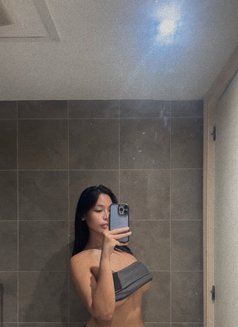 Nicoleee - escort in Makati City Photo 15 of 15