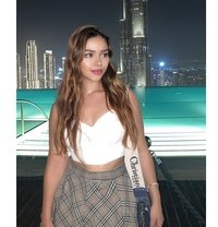 Nicolle - escort in Dubai Photo 6 of 12