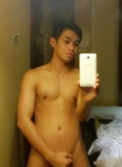 Nicolo Sebastian - Male escort in Manila Photo 3 of 9