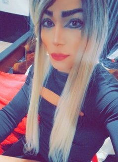 Mahmoud hindawi - Transsexual escort agency in Amman Photo 12 of 15