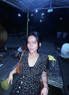 Nics Sy - Acompañantes transexual in Manila Photo 12 of 13