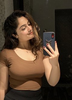 Nida - escort in Sharjah Photo 4 of 5