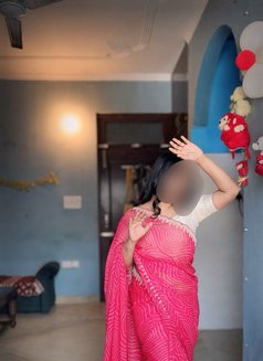 niddhi indipendent anal queen - escort in Mumbai Photo 3 of 4
