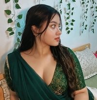 Anjali - puta in Ahmedabad