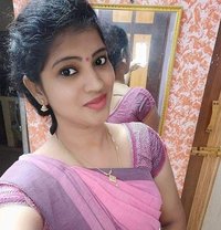 Nidhi - escort in Chennai