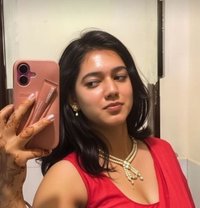 Nidhi - escort in Dehradun, Uttarakhand