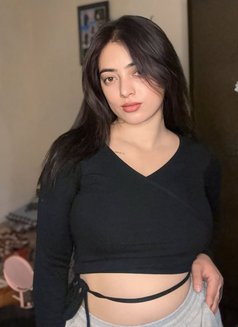 Nidhi - escort in Kochi Photo 3 of 4