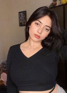 Nidhi - escort in Kochi Photo 4 of 4