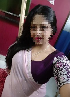 Nidhi Independent Girl - escort in Bangalore Photo 2 of 3