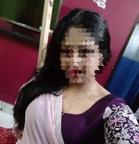 NIDHI HERE CAM AND MEET - puta in Bangalore