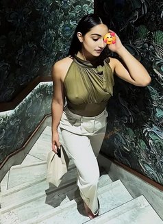 Nidhi - escort in Bangalore Photo 3 of 5