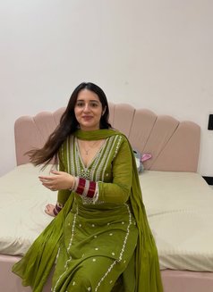 Nidhi - escort in Chandigarh Photo 1 of 2