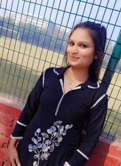 Nidhi - escort in Chennai Photo 2 of 2