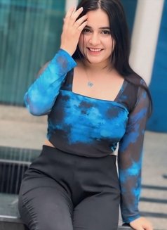 Nidhi - escort in Chennai Photo 1 of 2