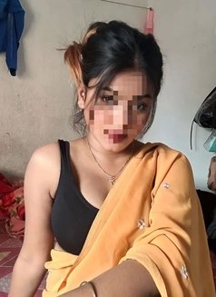 Nidhi - escort in Gurgaon Photo 3 of 3