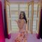 Nidhi - escort in Kolkata Photo 2 of 4