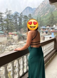 Nidhi - escort in New Delhi Photo 1 of 3