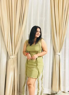 Nidhi - escort in New Delhi Photo 1 of 4