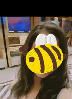 Nidhi - escort in Noida Photo 2 of 6