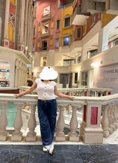 Nidhi - escort in Noida Photo 4 of 6