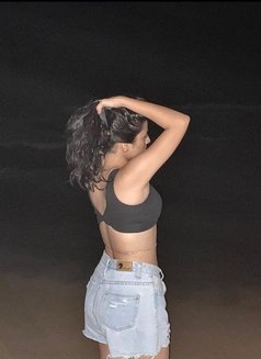 Nidhi - escort in Noida Photo 2 of 3