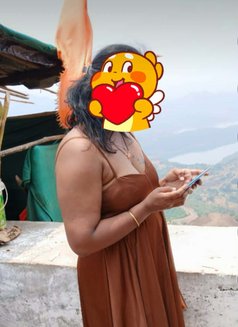 Nidhi Pune - escort in Pune Photo 4 of 9