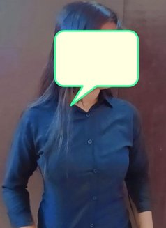 Nidhi Singh - puta in Lucknow Photo 1 of 4