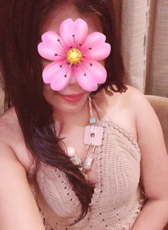 Nidhi (VIP ESCORT) just left. - puta in Hyderabad Photo 18 of 18