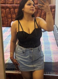 Nidhii (LIVE CAM & MEET) - puta in Bangalore Photo 7 of 8