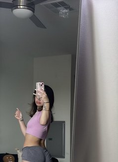 Nidia - escort in Ho Chi Minh City Photo 1 of 9