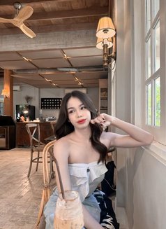 Nidli - Transsexual escort in Bangkok Photo 1 of 5