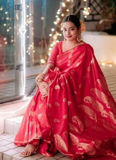 Niesha independent meeting and camsho - puta in Bangalore Photo 1 of 5