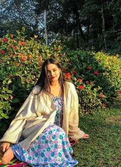 Niesha independent meeting and camsho - puta in Bangalore Photo 3 of 5