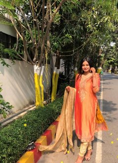 Niesha independent meeting and camsho - puta in Bangalore Photo 5 of 5